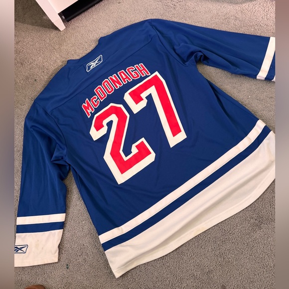Men’s Reebok New York Rangers Jersey with 2014 Stanley Cup Patch Size L 💙❣️ - Picture 6 of 11
